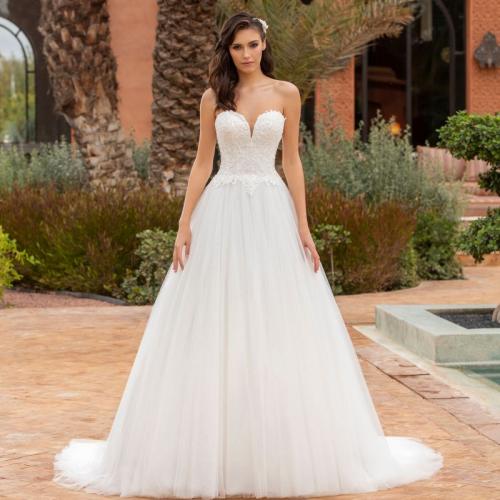 Robe de mariée Princesse bustier princesse dentelle perles - Marie Et Vous