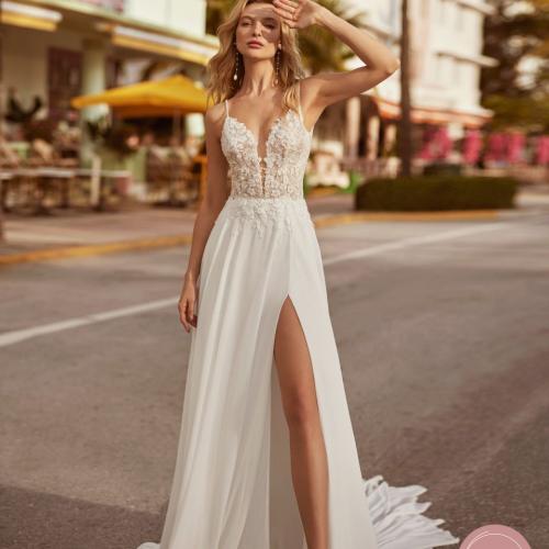 Robe de mariée style Bohème fente dentelle fine bretelle - Marie Et Vous