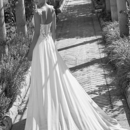Robe de mariée style Bohème boho champètre luxembourg modeca malena dentelle traîne - Marie Et Vous